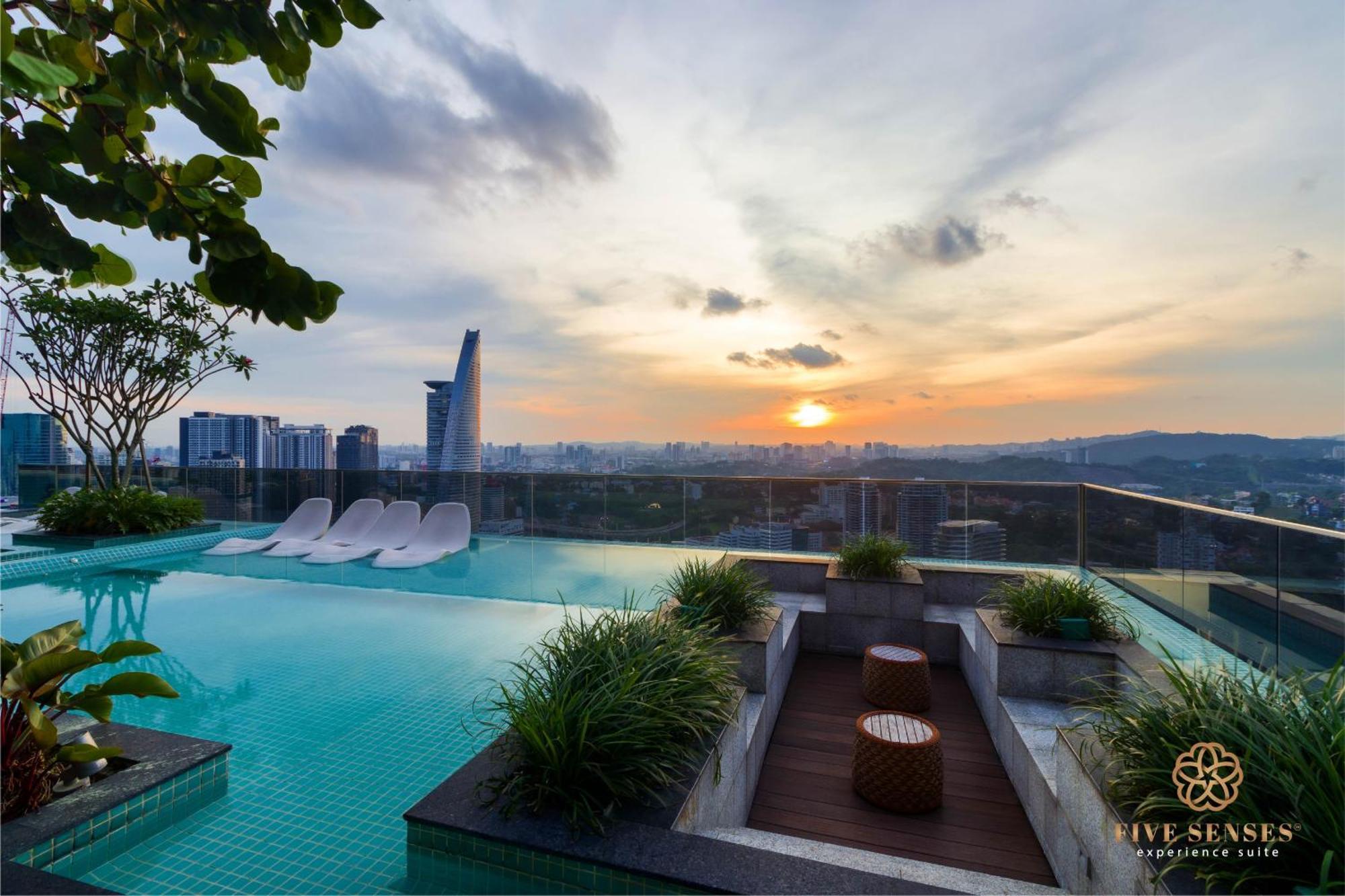 Viia Residence, Mid Valley Kl 쿠알라룸푸르 외부 사진