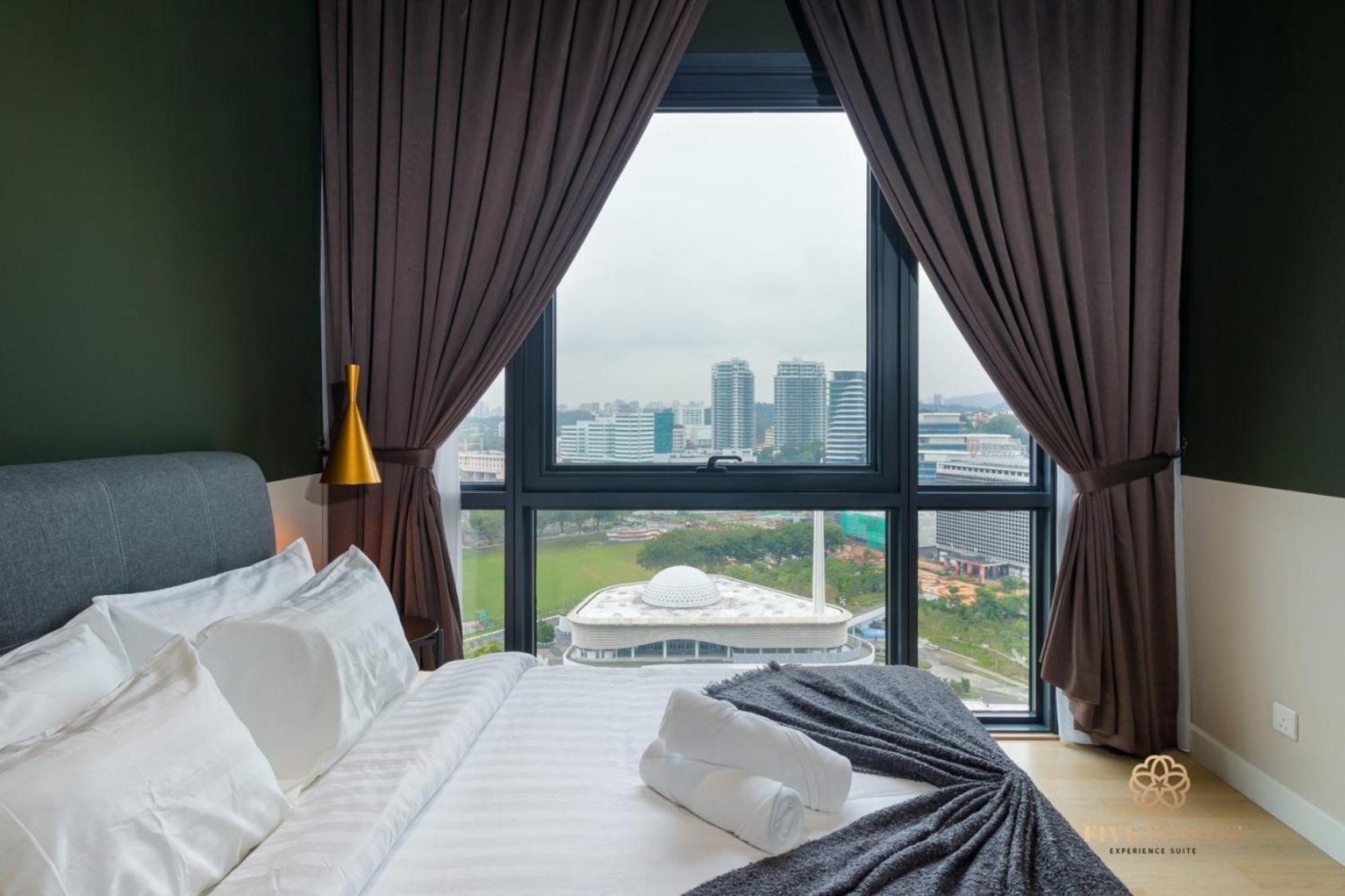 Viia Residence, Mid Valley Kl 쿠알라룸푸르 객실 사진